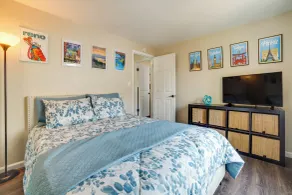 Pet-Friendly Home w/ Hot Tub! 6 Mi to Dtwn Reno - Innvendig