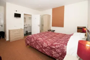 Cunard Apartments - Chambre