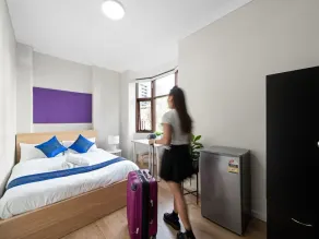 Homi Central - Zimmer