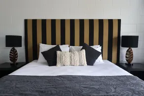 Colonial Palms Motor Inn - Habitación