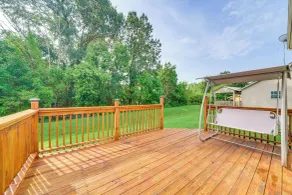 Louisville Home w/ Large Yard: 15 Mi to Downtown! - Interior