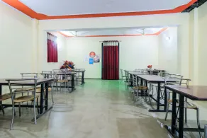OYO 24228 Hotel Hans - Restaurant