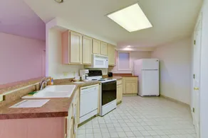 Cozy Pigeon Getaway, Close to Public Beaches! - Interiør