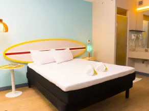 Golden Tulip Guarujá - Antigo Delphin Surf Hotel - Room