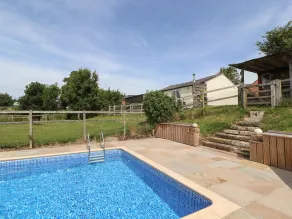 Little Pentre Barn - Piscina