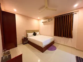 Hotel InTourist by Agira Hotel - Vue de la chambre