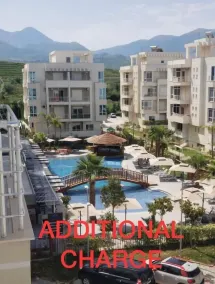 Seaview Apartments - Pool