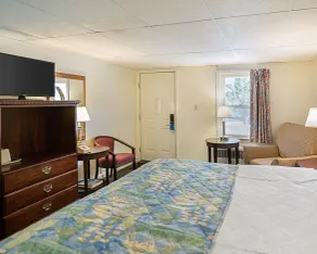 Econo Lodge - Room