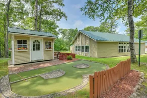 Secluded Farwell Cabin w/ Fire Pit & Gas Grill! - Innvendig