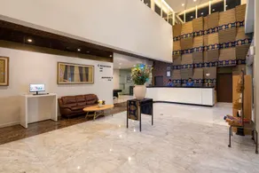 BATIQA Hotel & Apartments Karawang - Reception