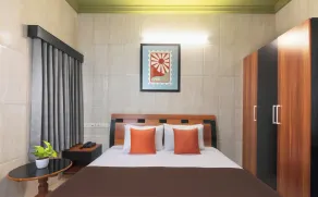 Nuzl - Hotel City Centre - Zimmer
