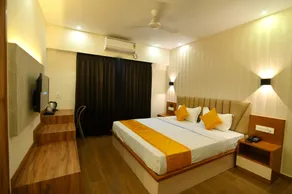 Aurelia Comforts - Deralakatte - Room