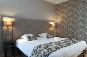 Grand Hôtel de l'Europe - Morlaix Centre - Værelse