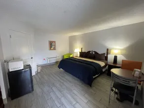Castillo Inn - Room