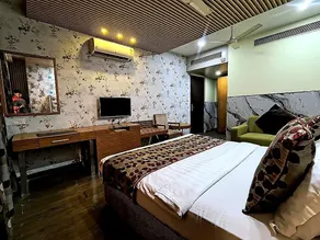 Surya Regency - Habitación
