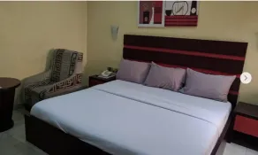 Whitehouse Msquare Hotel - Zimmer