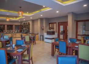 Hotel The Kargil - Restaurant