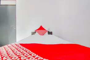 OYO 2770 Zleepy Wisma Khazri - Room