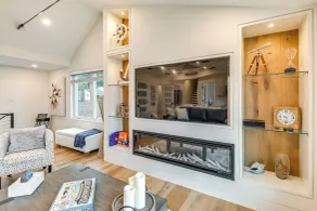 Lake Winnipesaukee Condo w/ Beach Access! - Innvendig