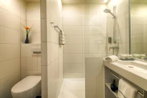 LOGINN Hotel Leipzig - Salle de bain