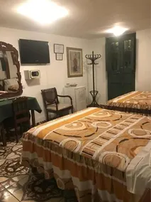 Hostal Santa Apolonia - Room