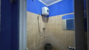OYO 92723 Sultan Residence Syariah - Bathroom