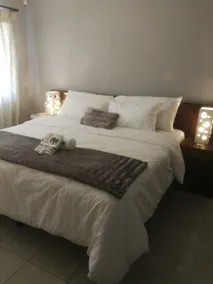 Cape Pine Guest House - Chambre