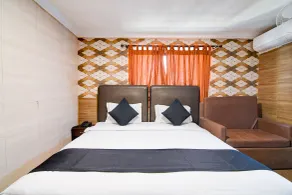 Raj Palace- by Brill Rooms - Camera