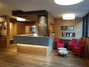 Alps Oriental Wellness HOTEL - Rezeption