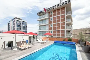 Hotel Velvet Plaza - Piscine