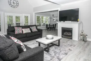 Waterfront Deck, Family Arcade! Lake Gaston Home - Innvendig