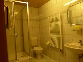 Hotel & Gasthof Garküche - Bathroom