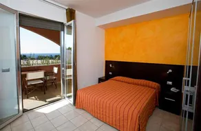 Hotel Club Ravezzo - Rum