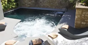 Le Castellas Hotel & SPA - PONT DU GARD - UZES - Pool