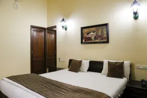 The Colonial Manek Manor - Room