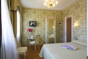 Murano Palace Bed & Breakfast - Quarto