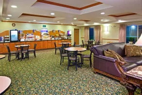 Holiday Inn Express Hotel & Suites by IHG - Restaurant