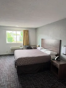 Regency Inn & Suites - Værelse