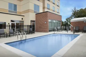 Fairfield Inn & Suites Weldon - Piscine