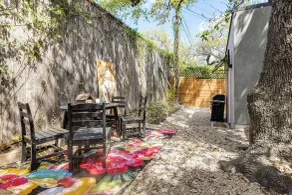 Modern Home w/ Hot Tub in Austin, Pets Welcome! - Innenbereich