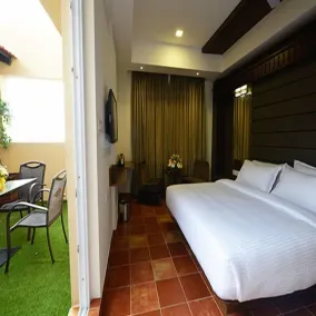 Hotel Atrium - Room