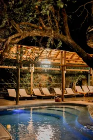 Moditlo River Lodge - Piscina