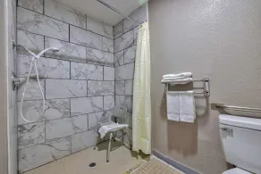 Motel 6 Little Rock, AR - South - Bathroom