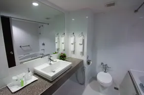 Patong Resort Hotel - SHA Extra Plus - Bad