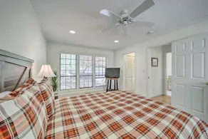 Scenic Sapphire Condo w/ Deck + Gas Grill! - Interiør