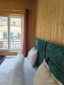 Yamuna pag pinewood hotel  - Rum