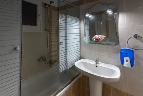 Pothos Villas - Bad