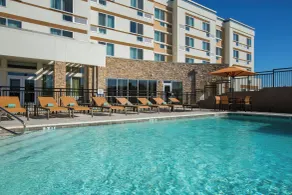 Courtyard by Marriott Dallas Midlothian at Midlothian Conference Center - Piscine