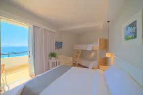 Elea Beach Hotel - Ausblick vom Zimmer