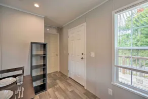 Pet-Friendly Cassopolis Escape w/ Lake Access - Interiør